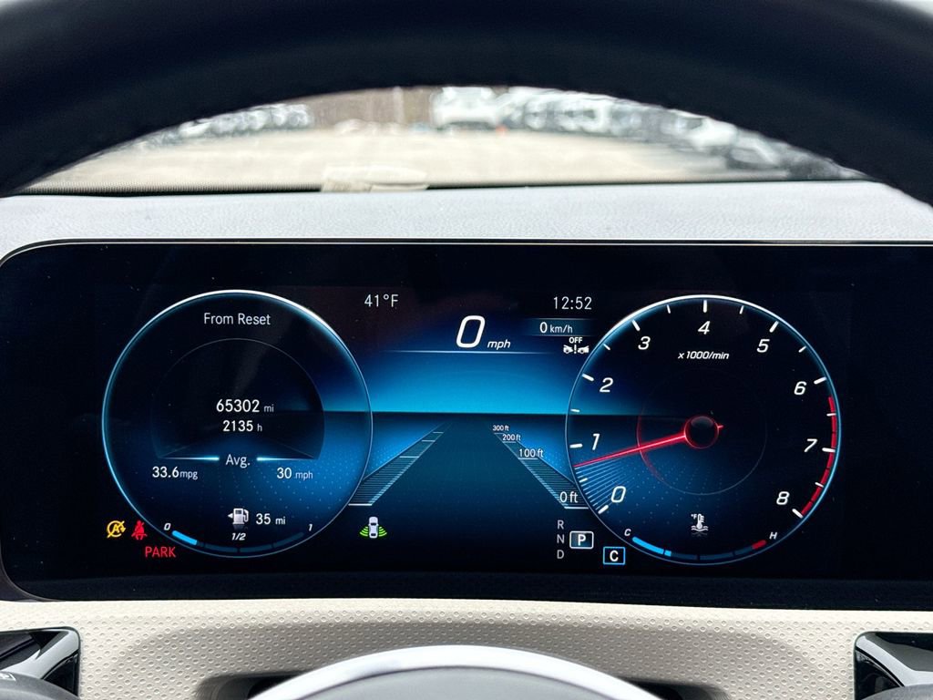 Used 2023 Mercedes-Benz CLA 250 4MATIC w/ Premium Package image 10