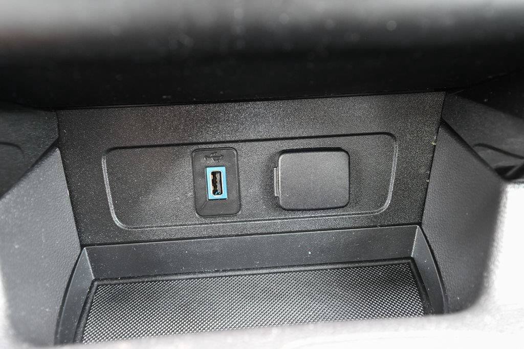 Used 2019 Ford Escape Titanium AWD/4WD image 35