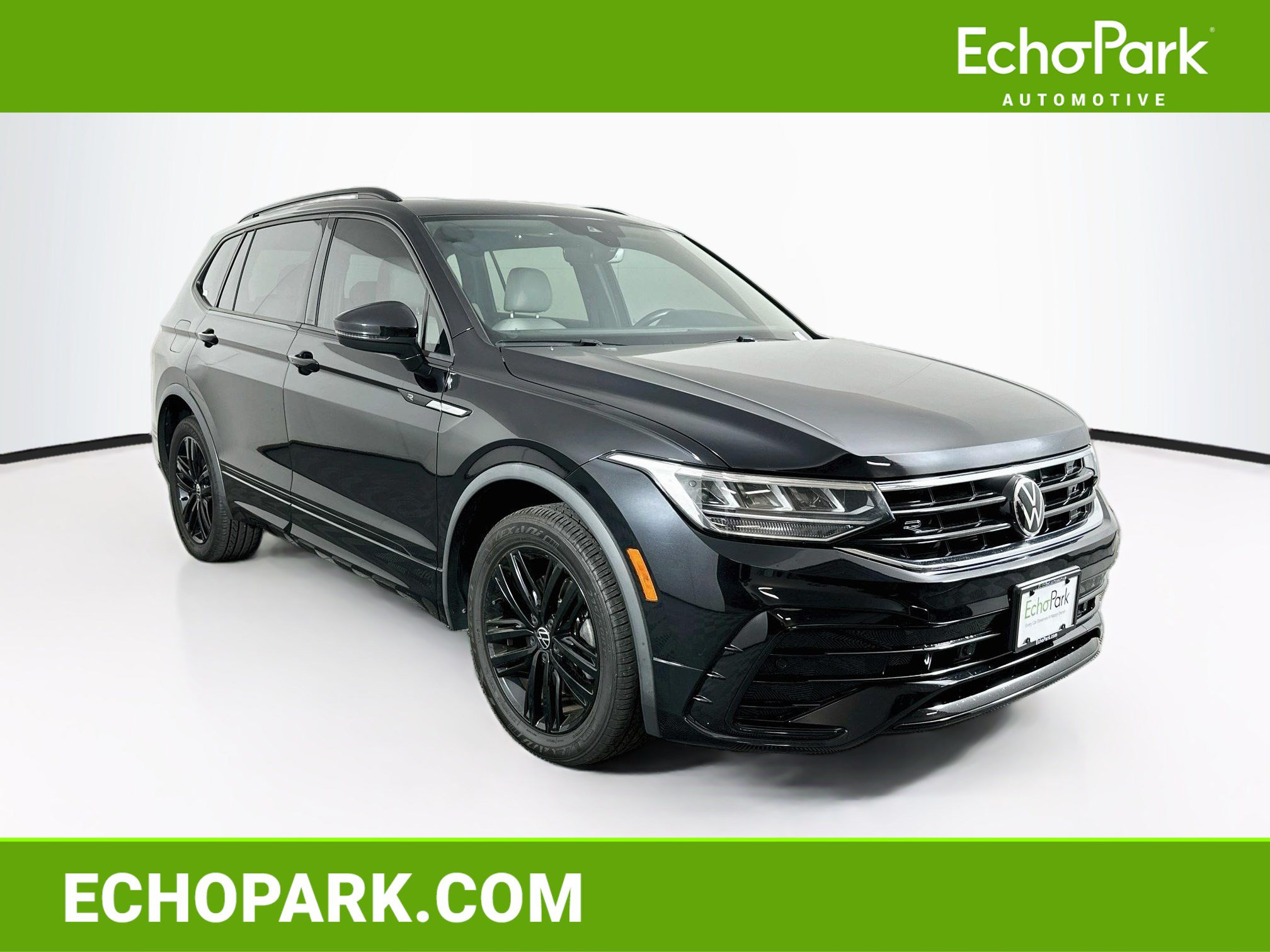 Used 2022 Volkswagen Tiguan SE R-Line