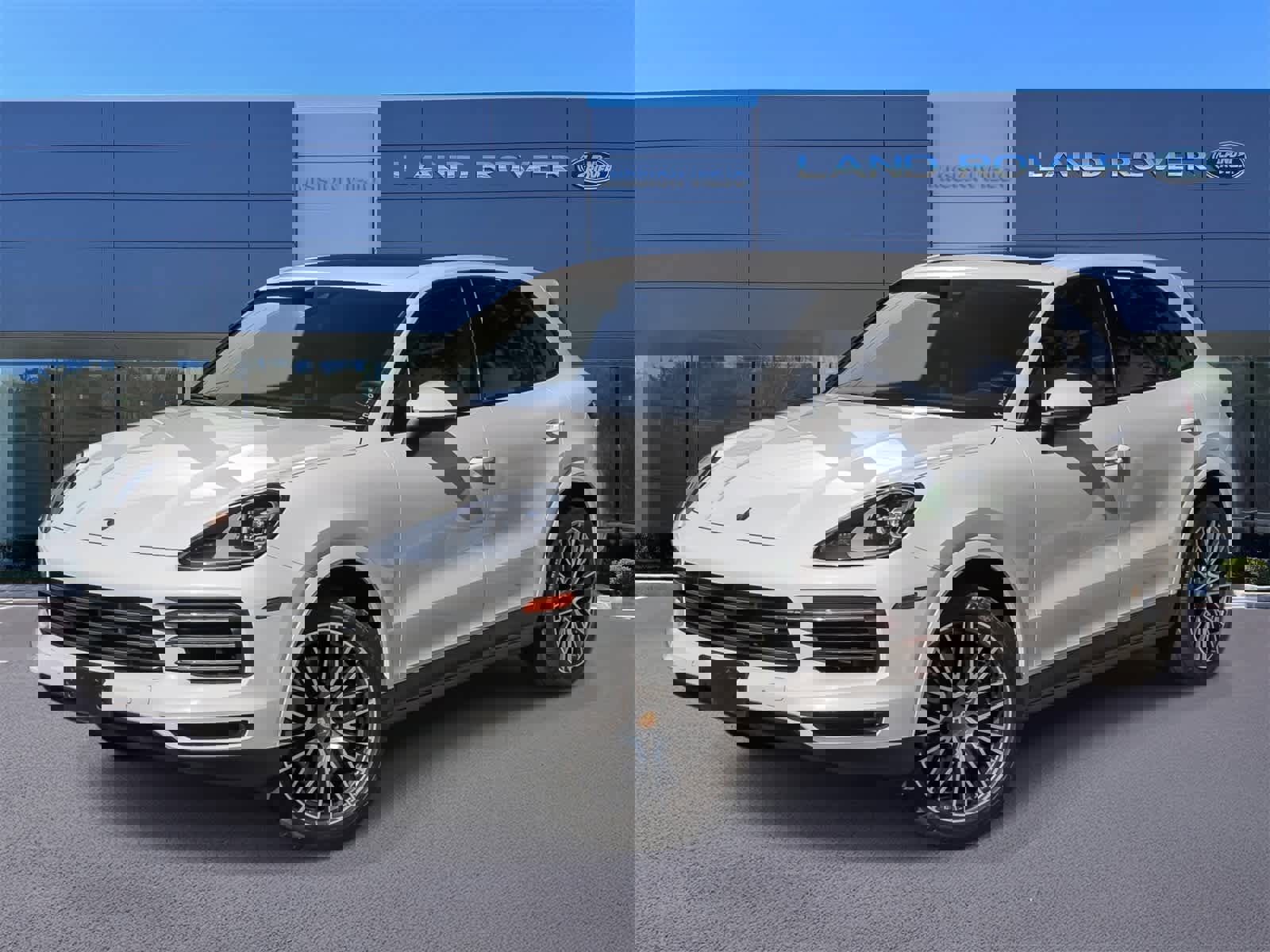 Used 2023 Porsche Cayenne Platinum Edition image 1