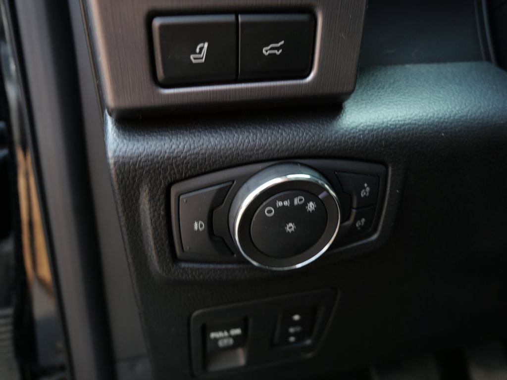 Used 2021 Ford Expedition Max Platinum AWD/4WD image 23
