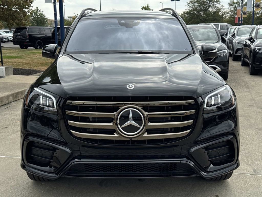 New 2026 Mercedes-Benz GLS 580 4MATIC image 10