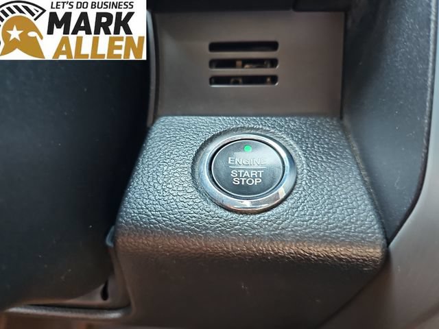 Used 2015 Ford F150 Platinum w/ Equipment Group 701A Luxury AWD/4WD image 16