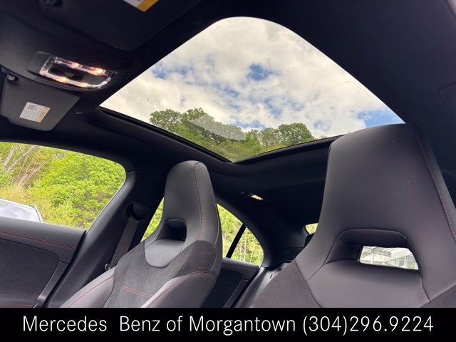Used 2025 Mercedes-Benz CLA 250 4MATIC image 21