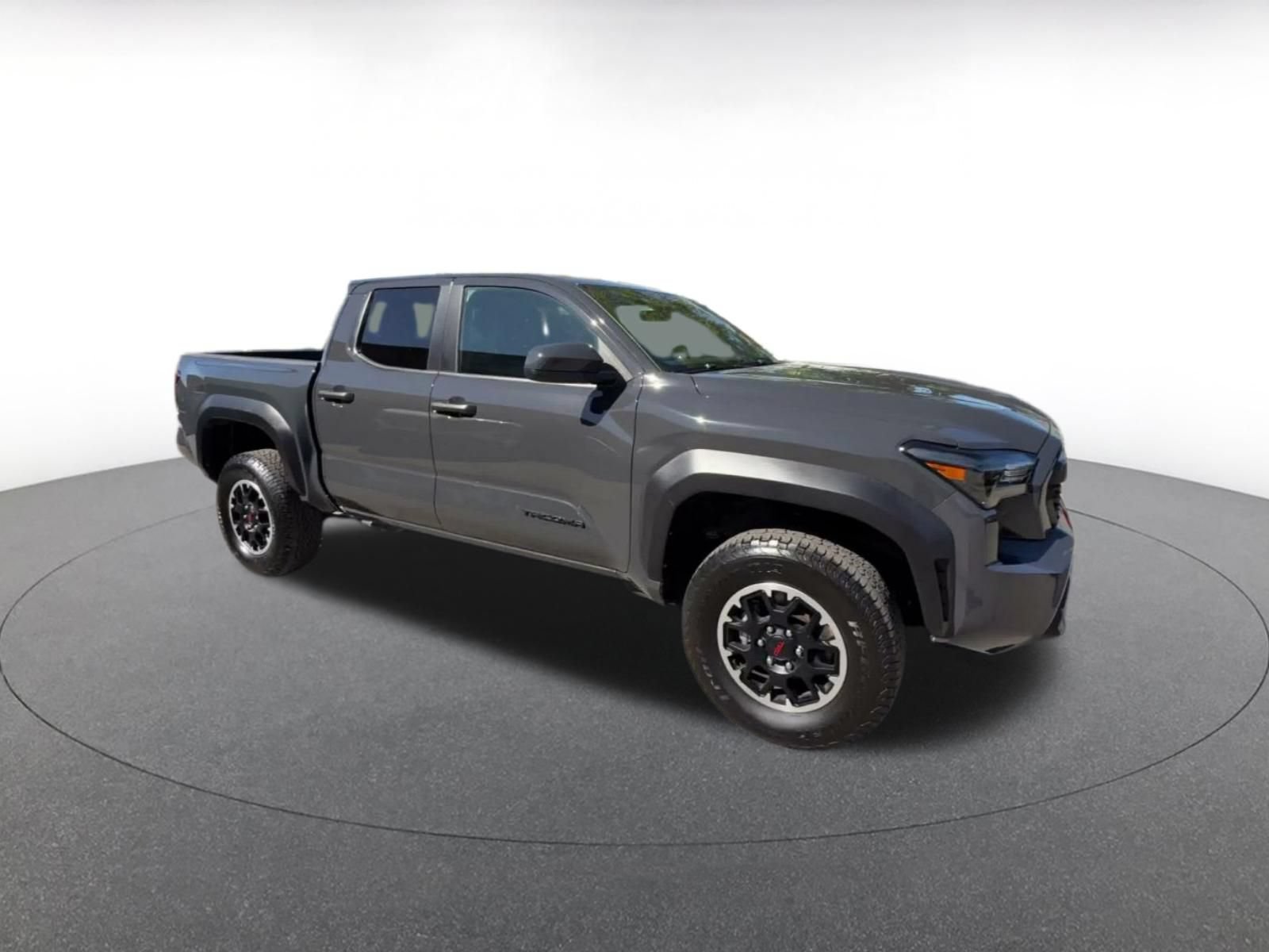 Used 2025 Toyota Tacoma TRD Off-Road AWD/4WD image 2