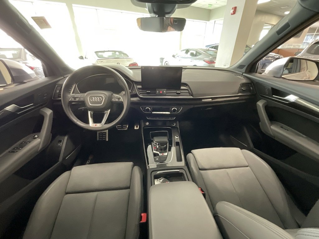 Used 2022 Audi SQ5 Premium Plus w/ Premium Plus Package image 9