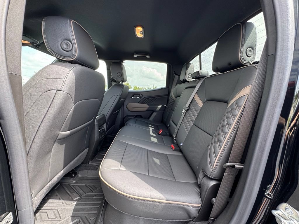 Used 2026 GMC Canyon Denali AWD/4WD image 38