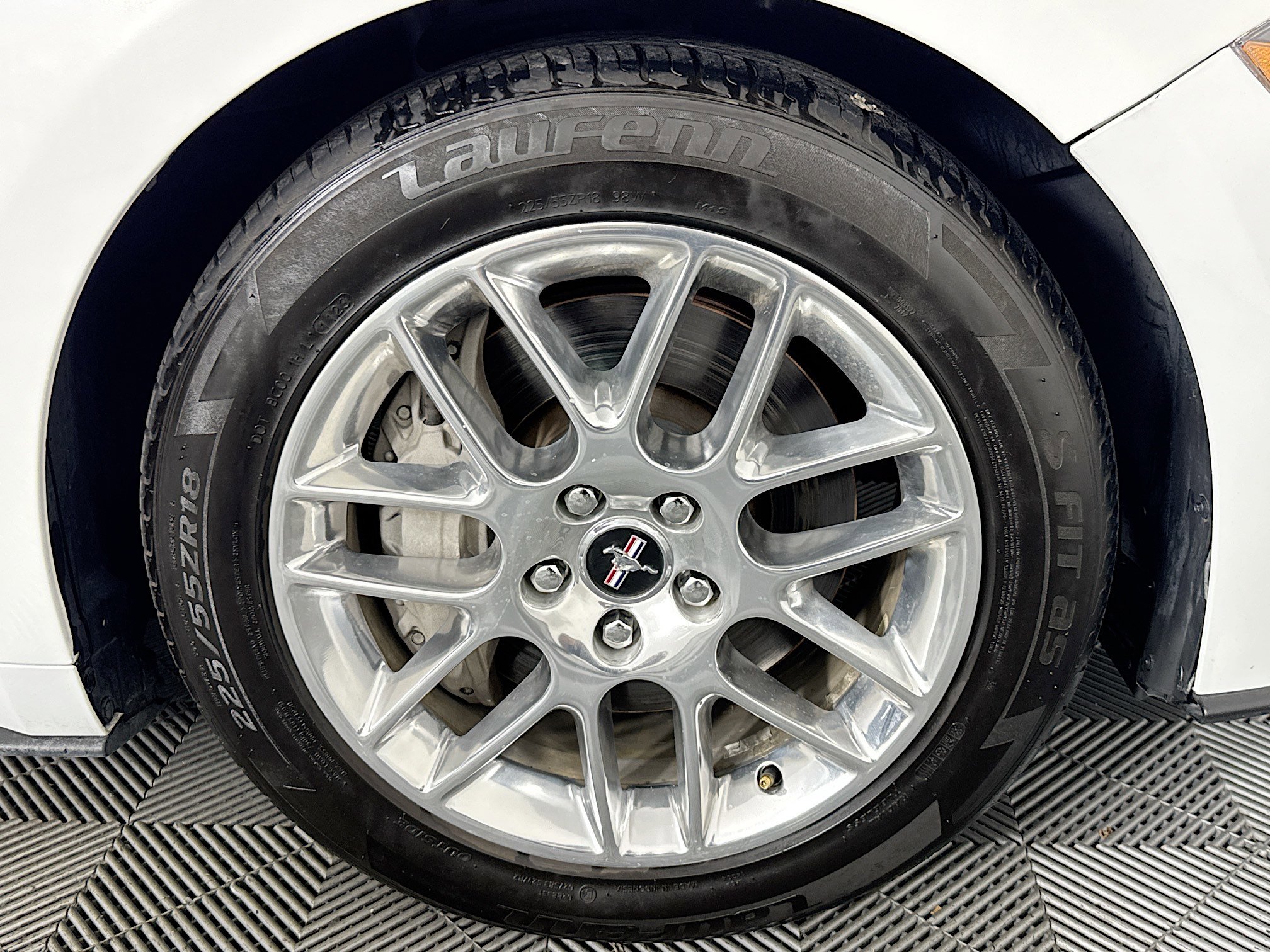 Used 2018 Ford Mustang GT RWD image 27