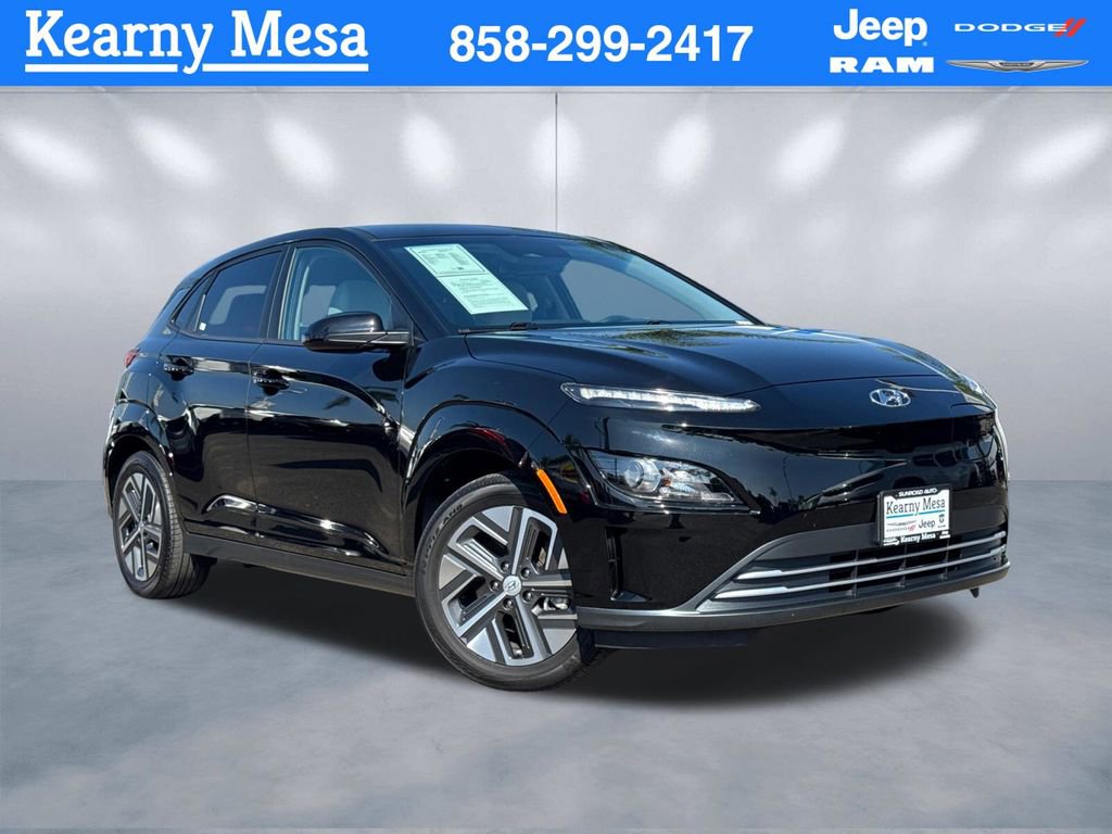 Used 2023 Hyundai Kona SE w/ Cargo Package image 1