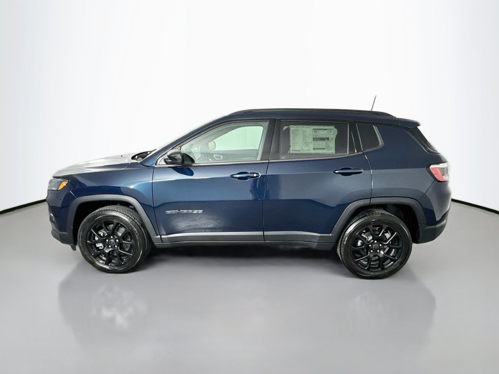 New 2026 Jeep Compass Latitude AWD/4WD image 4
