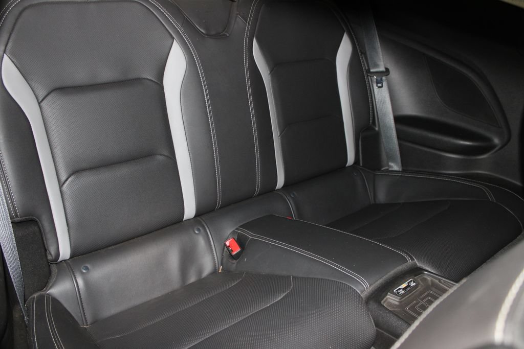 Used 2018 Chevrolet Camaro SS RWD image 24