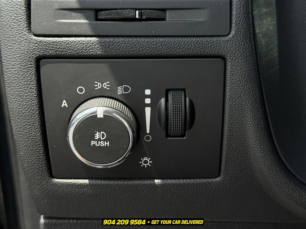 Used 2014 Dodge Challenger R/T Plus RWD image 14