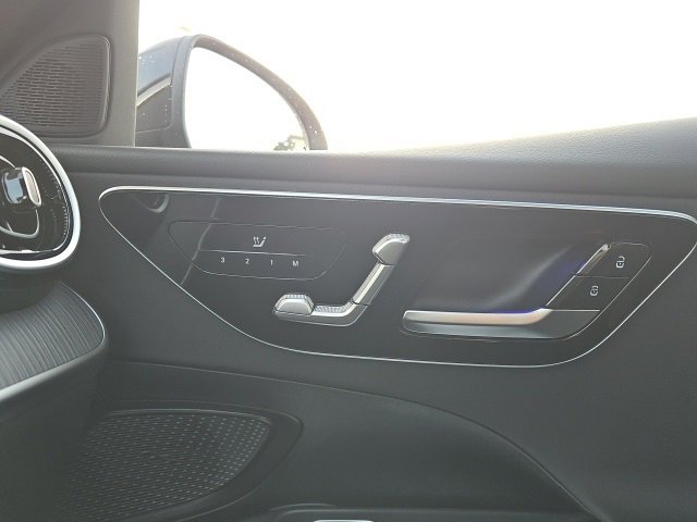 New 2026 Mercedes-Benz C 300 4MATIC Sedan image 30