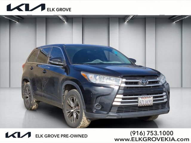 Used 2018 Toyota Highlander LE