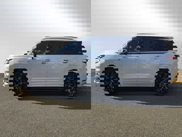 Certified 2025 Lexus TX 500h AWD w/ Technology Package image 6