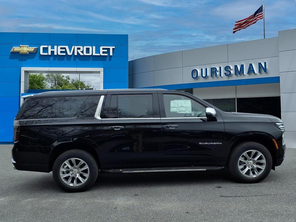 New 2026 Chevrolet Suburban Premier image 2