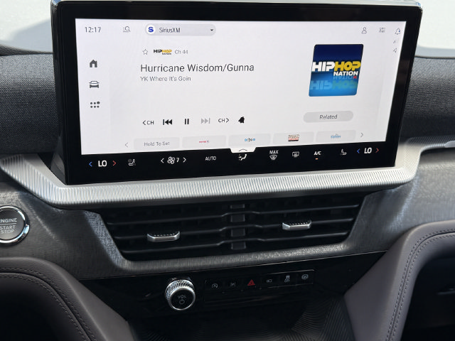 New 2027 Ford Explorer Platinum RWD image 90