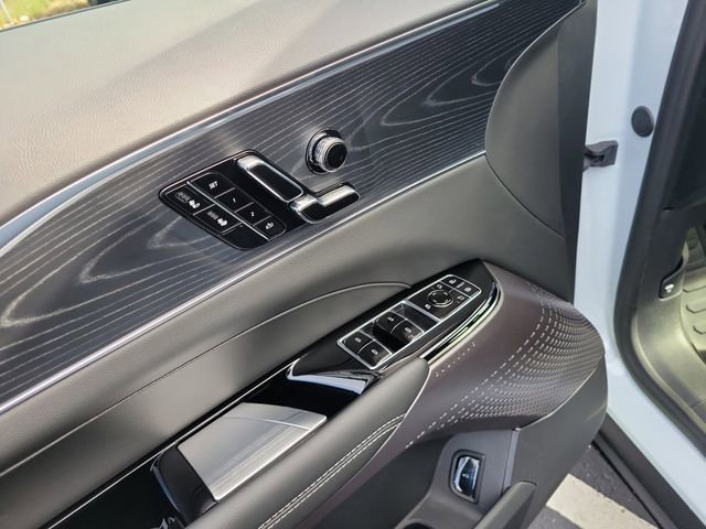 New 2026 Cadillac Lyriq Sport w/ LPO, Floor Liner Package image 19