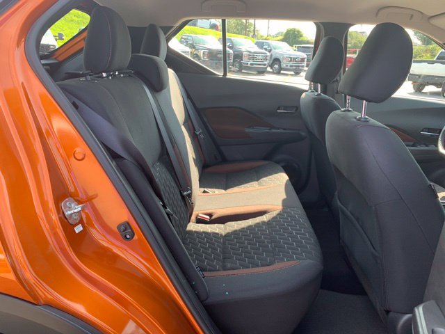 Used 2022 Nissan Kicks SR FWD image 13