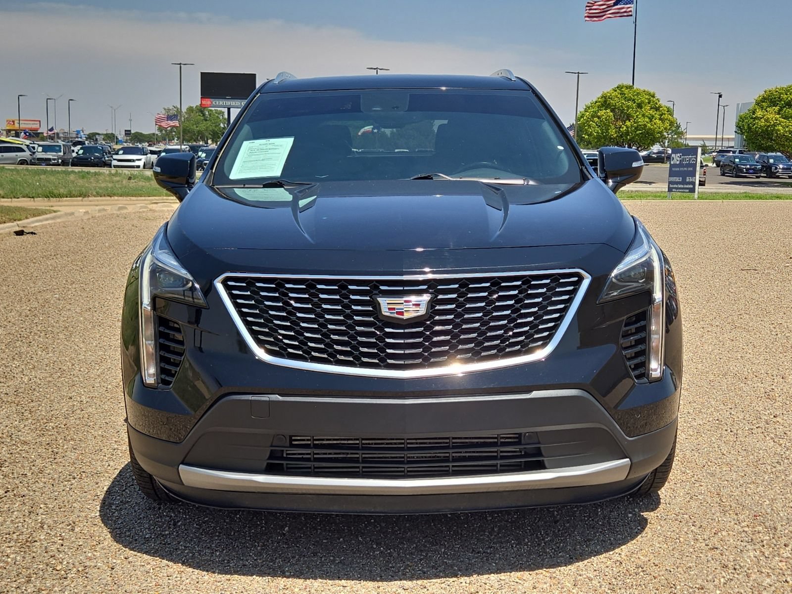 Used 2023 Cadillac XT4 Premium Luxury FWD image 8