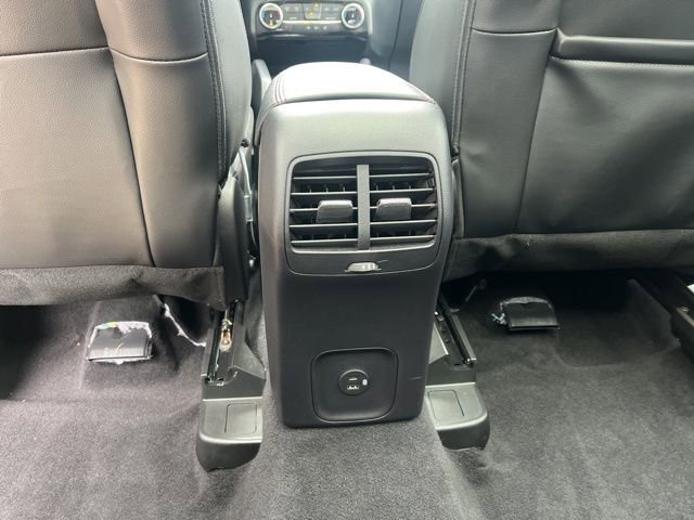 Certified 2022 Ford Escape SEL w/ SEL Stealth AWD Package image 15