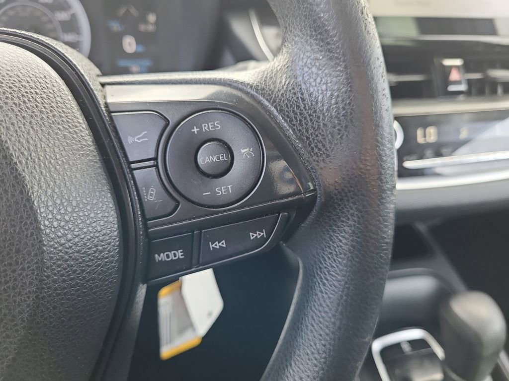 Used 2021 Toyota Corolla LE w/ Carpet Mat Package (TMS) image 23