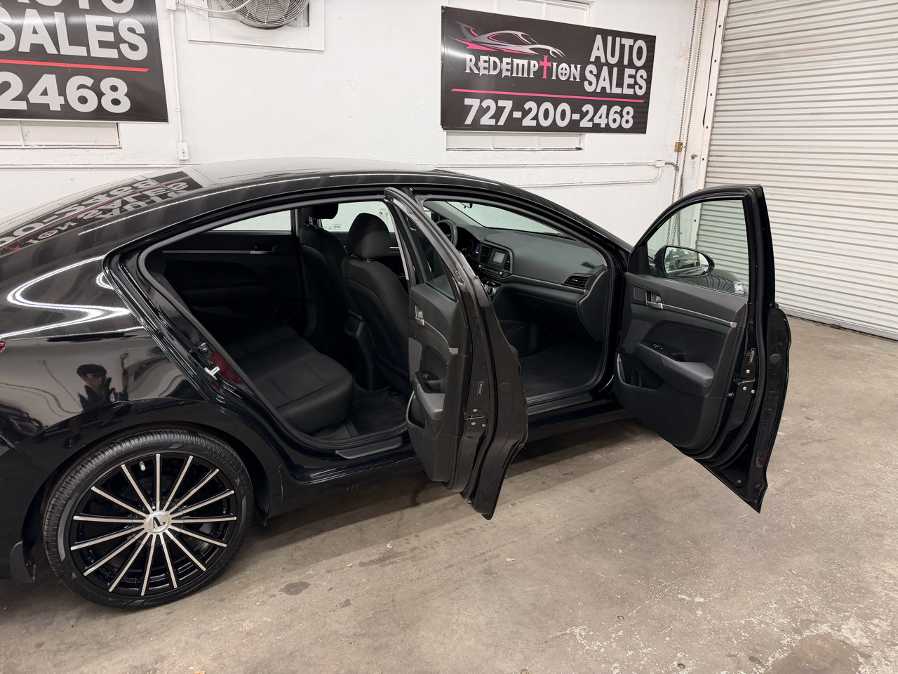 Used 2019 Hyundai Elantra SE w/ Cargo Package image 27