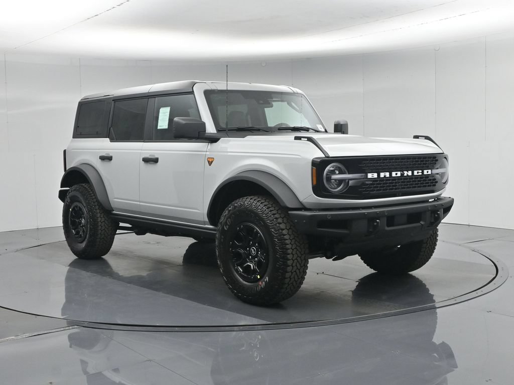New 2026 Ford Bronco Badlands AWD/4WD image 3