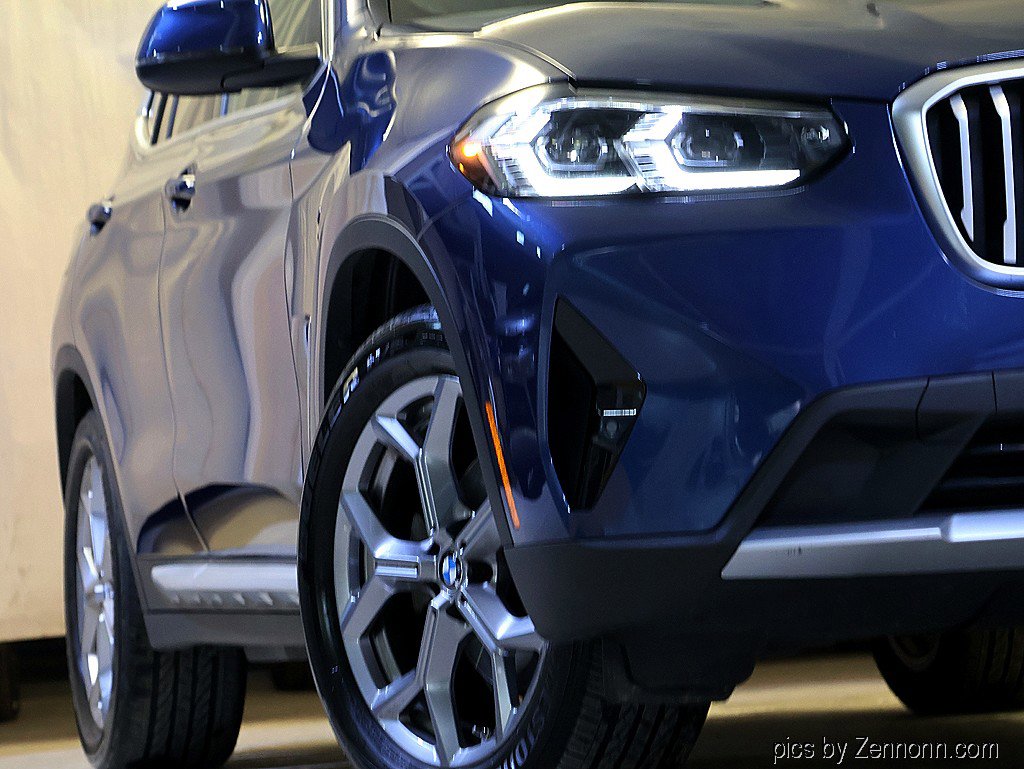 Certified 2023 BMW X3 xDrive30i w/ Premium Package image 4