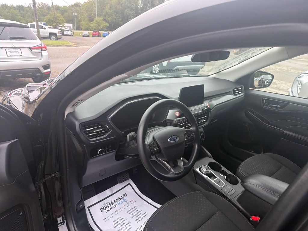 Used 2025 Ford Escape Active FWD image 15