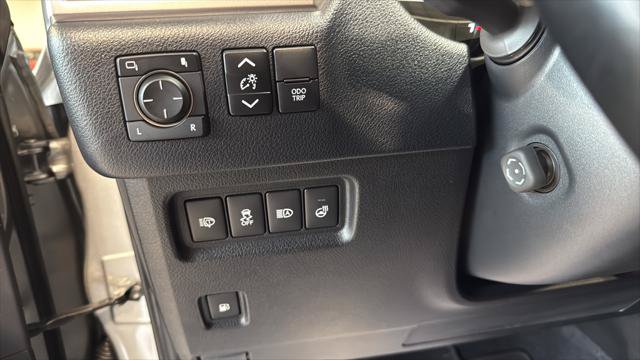 Certified 2022 Lexus GX 460 Premium w/ Premium Plus Package AWD/4WD image 20