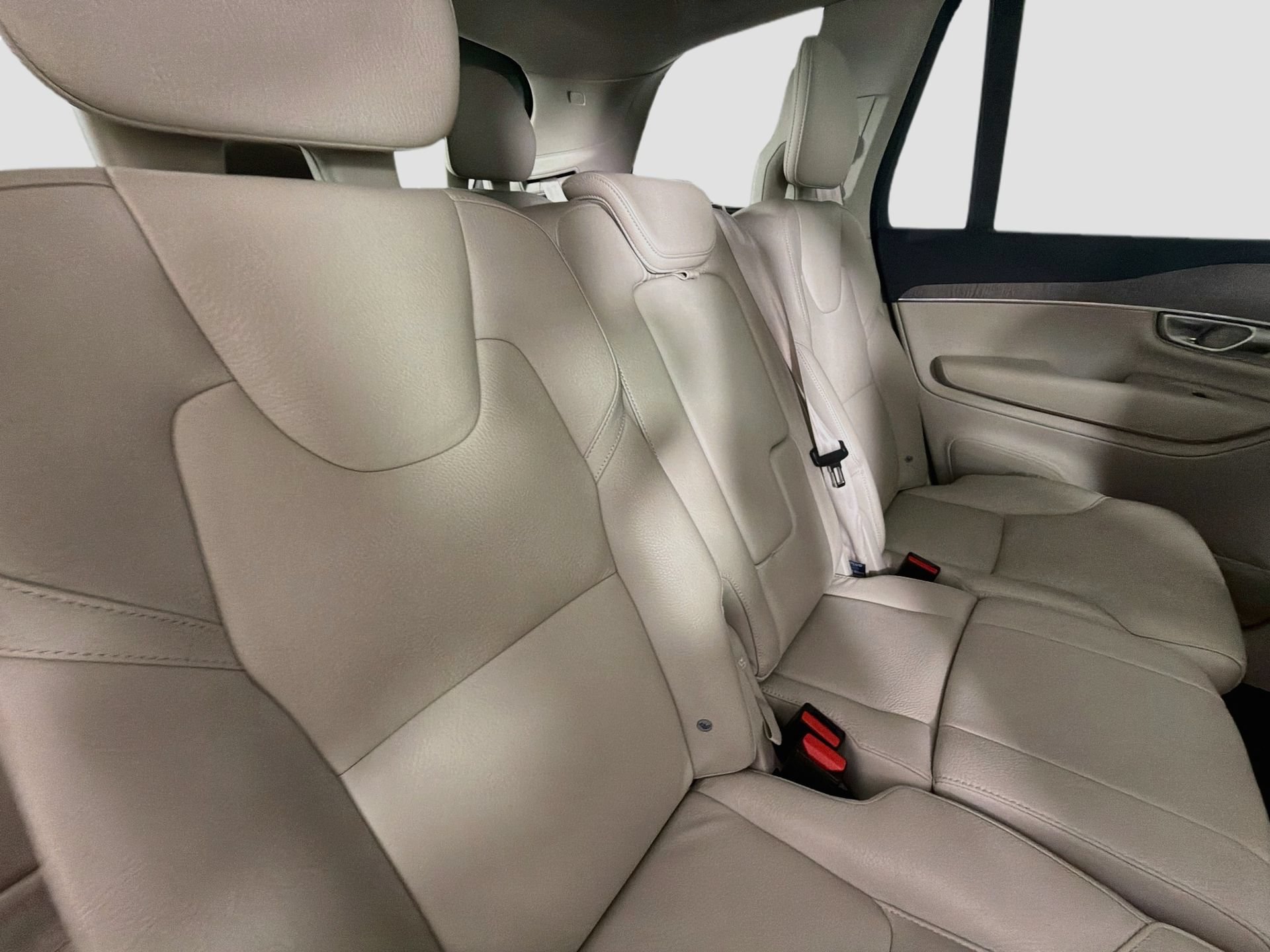 Certified 2023 Volvo XC90 B6 Plus w/ Protection Package Premier AWD/4WD image 30