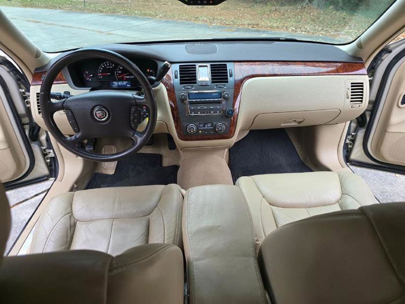 Used 2007 Cadillac DTS image 35