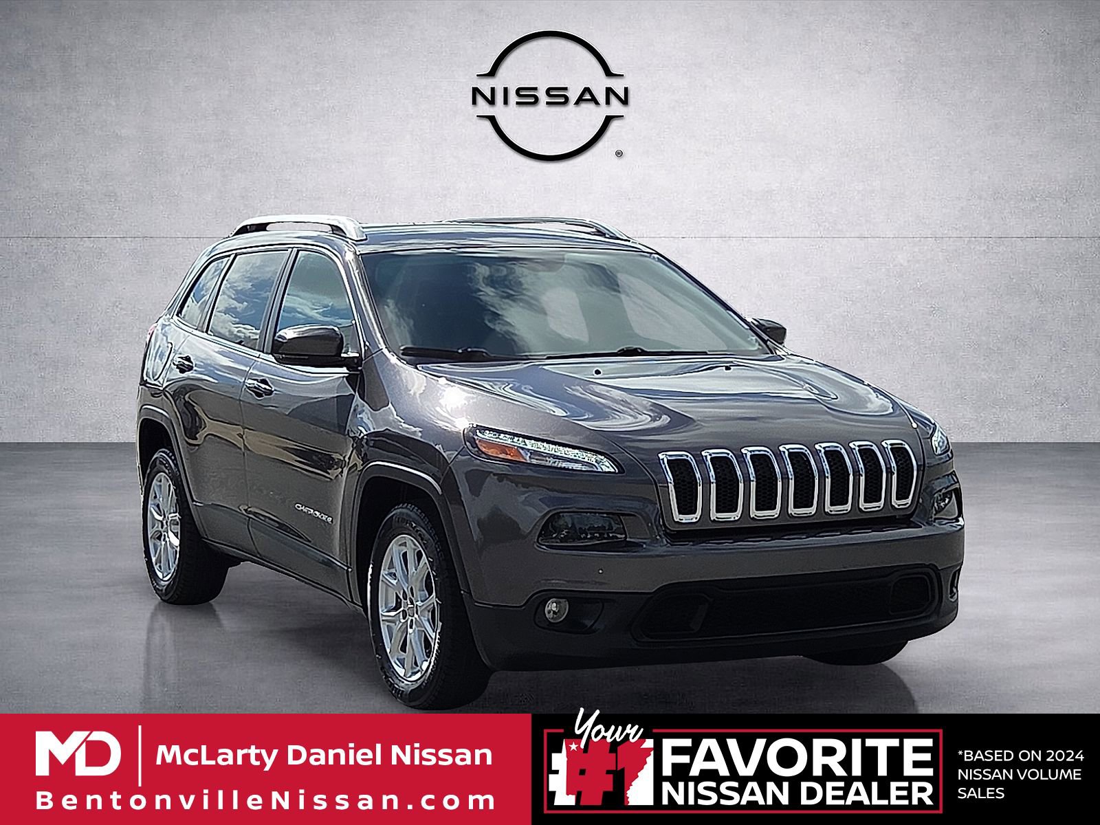 Used 2018 Jeep Cherokee Latitude Plus w/ Comfort/Convenience Group