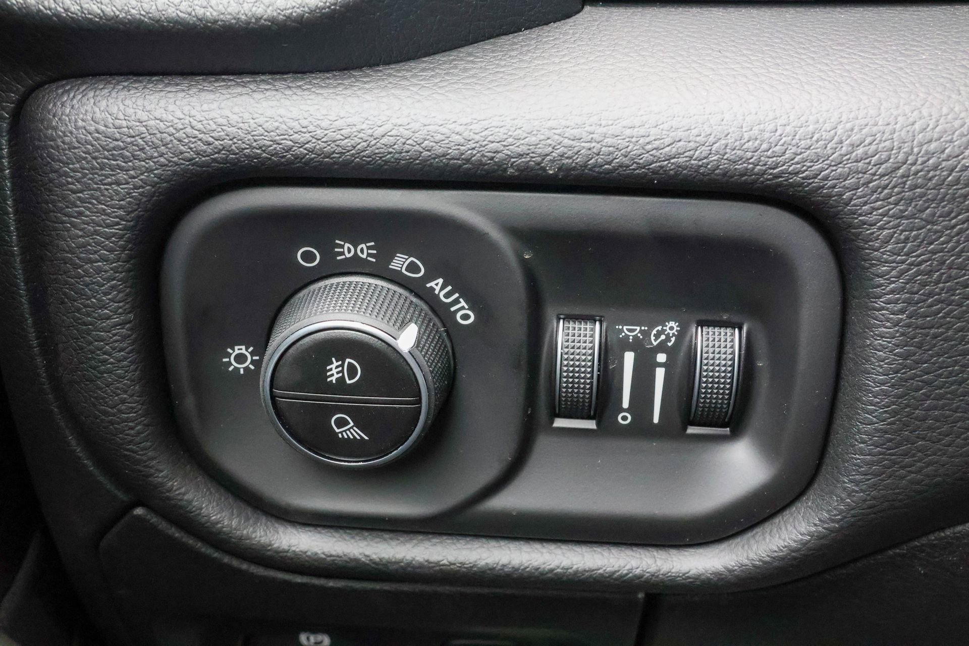 New 2026 RAM 1500 Big Horn image 27