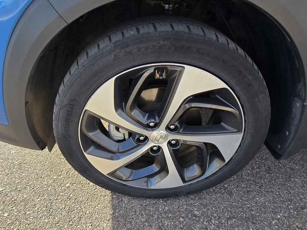 Used 2017 Hyundai Tucson Sport image 9