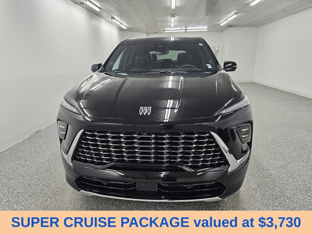 Used 2025 Buick Enclave Avenir w/ Super Cruise Package AWD/4WD image 2