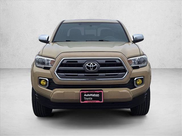 Used 2016 Toyota Tacoma Limited w/ Towing Package image 2