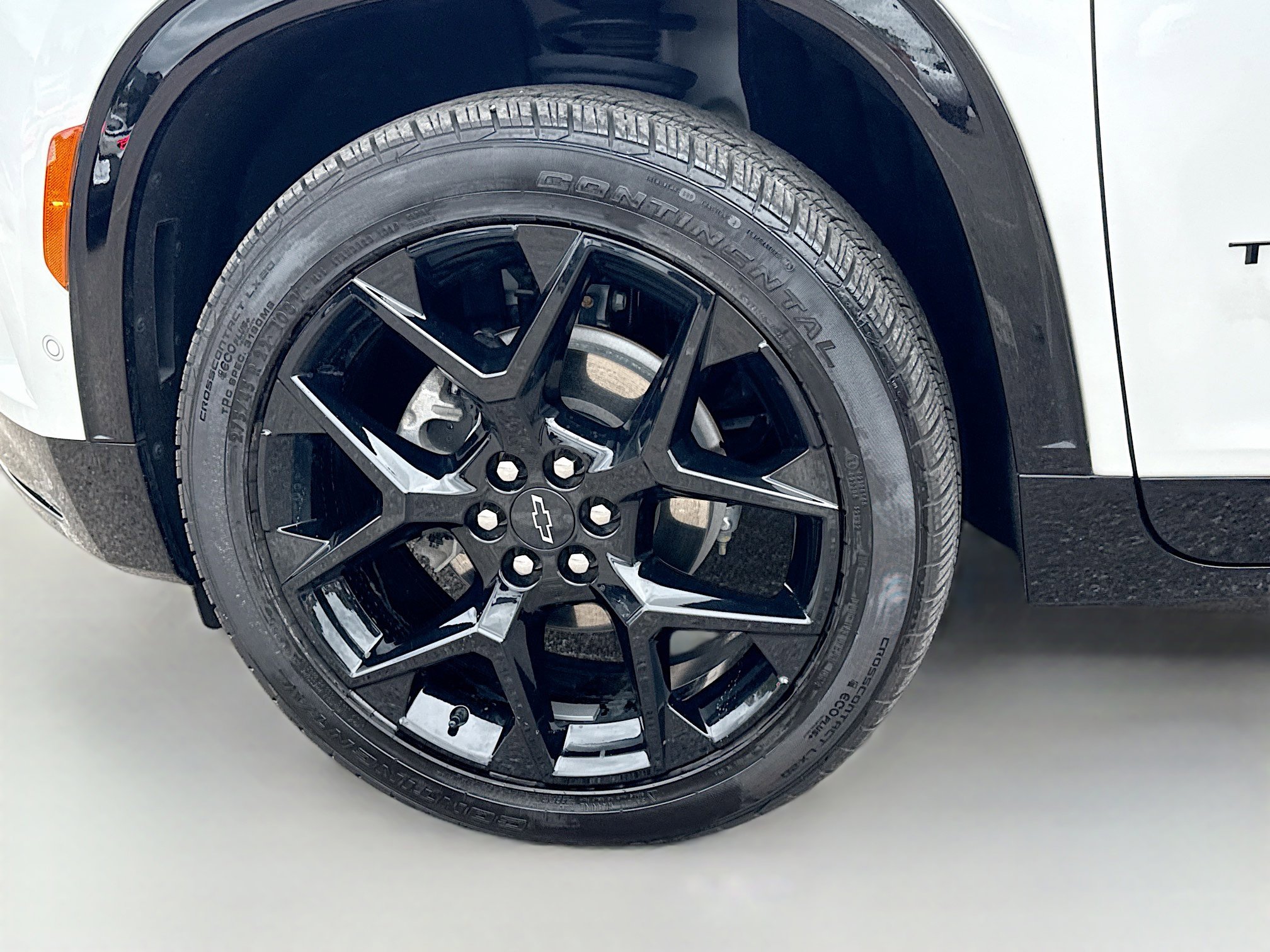 Used 2024 Chevrolet Traverse RS w/ LPO, Floor Liner Package image 45