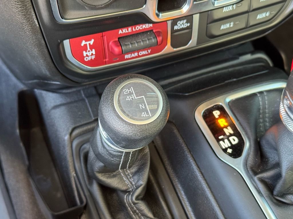 Used 2025 Jeep Gladiator Willys image 31