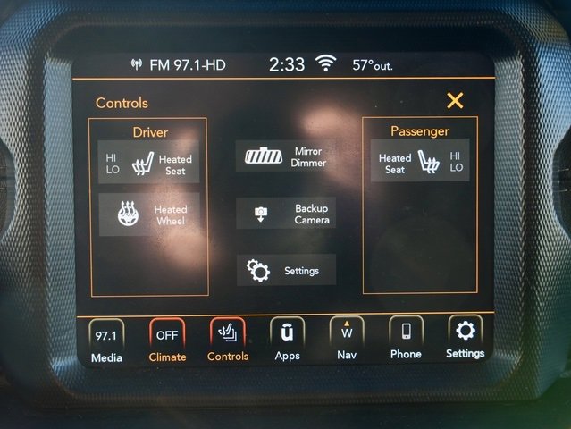 Used 2020 Jeep Wrangler Unlimited Sahara image 18