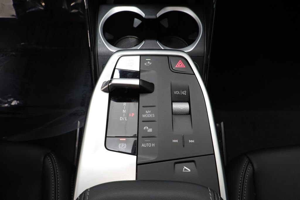 Certified 2026 BMW X2 xDrive28i image 12