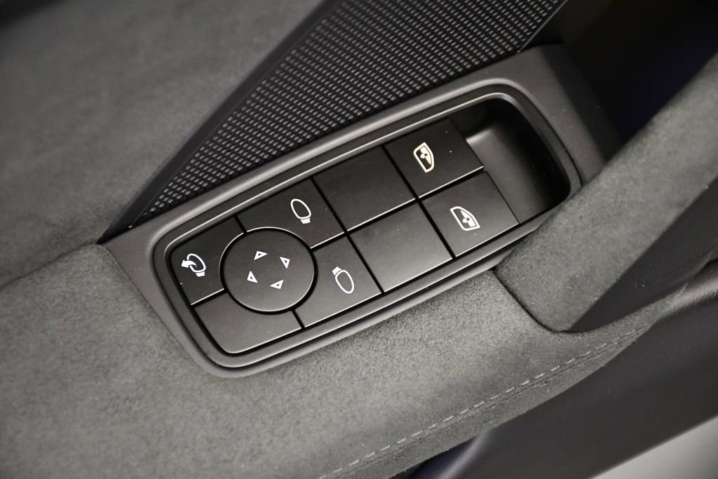 Used 2023 Porsche 911 Carrera GTS image 40