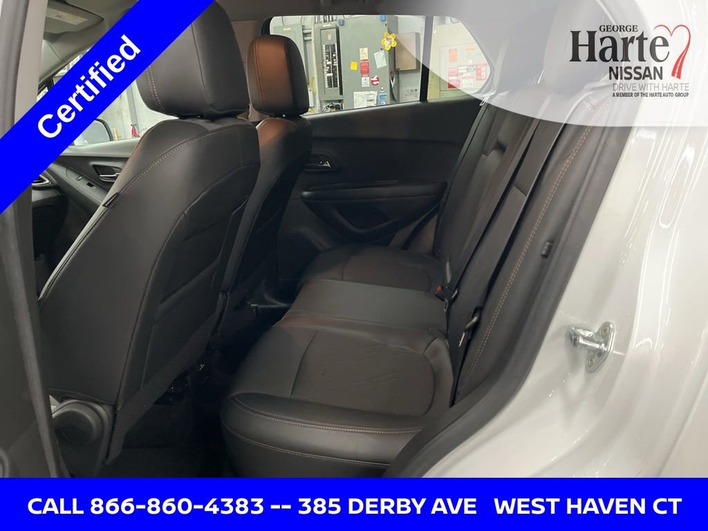 Used 2022 Chevrolet Trax LT w/ LT Convenience Package image 23
