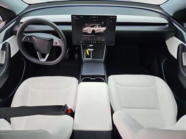 Used 2026 Tesla Model Y AWD image 21