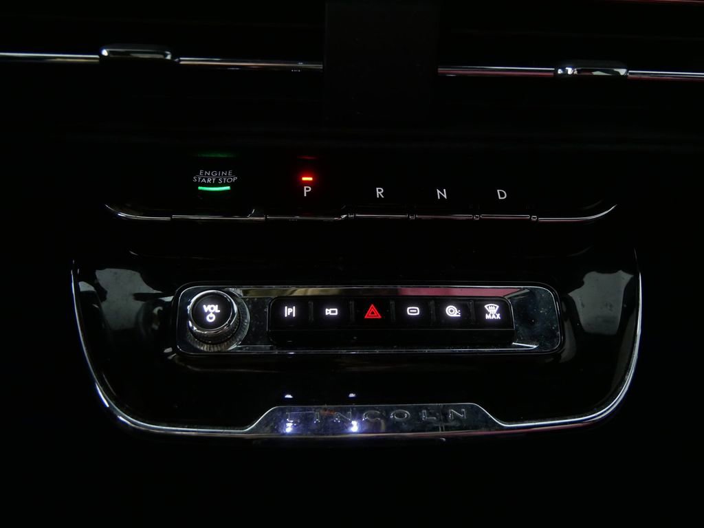 Used 2025 Lincoln Corsair Grand Touring w/ Equipment Group 301A image 21