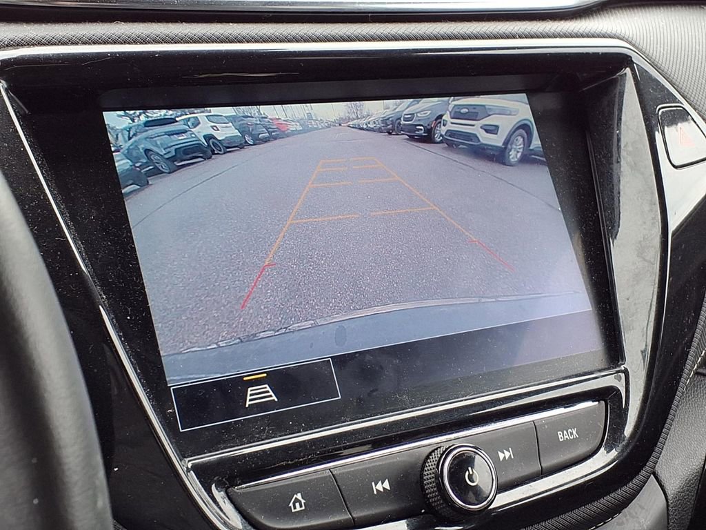Used 2023 Chevrolet TrailBlazer ACTIV w/ Technology Package image 23