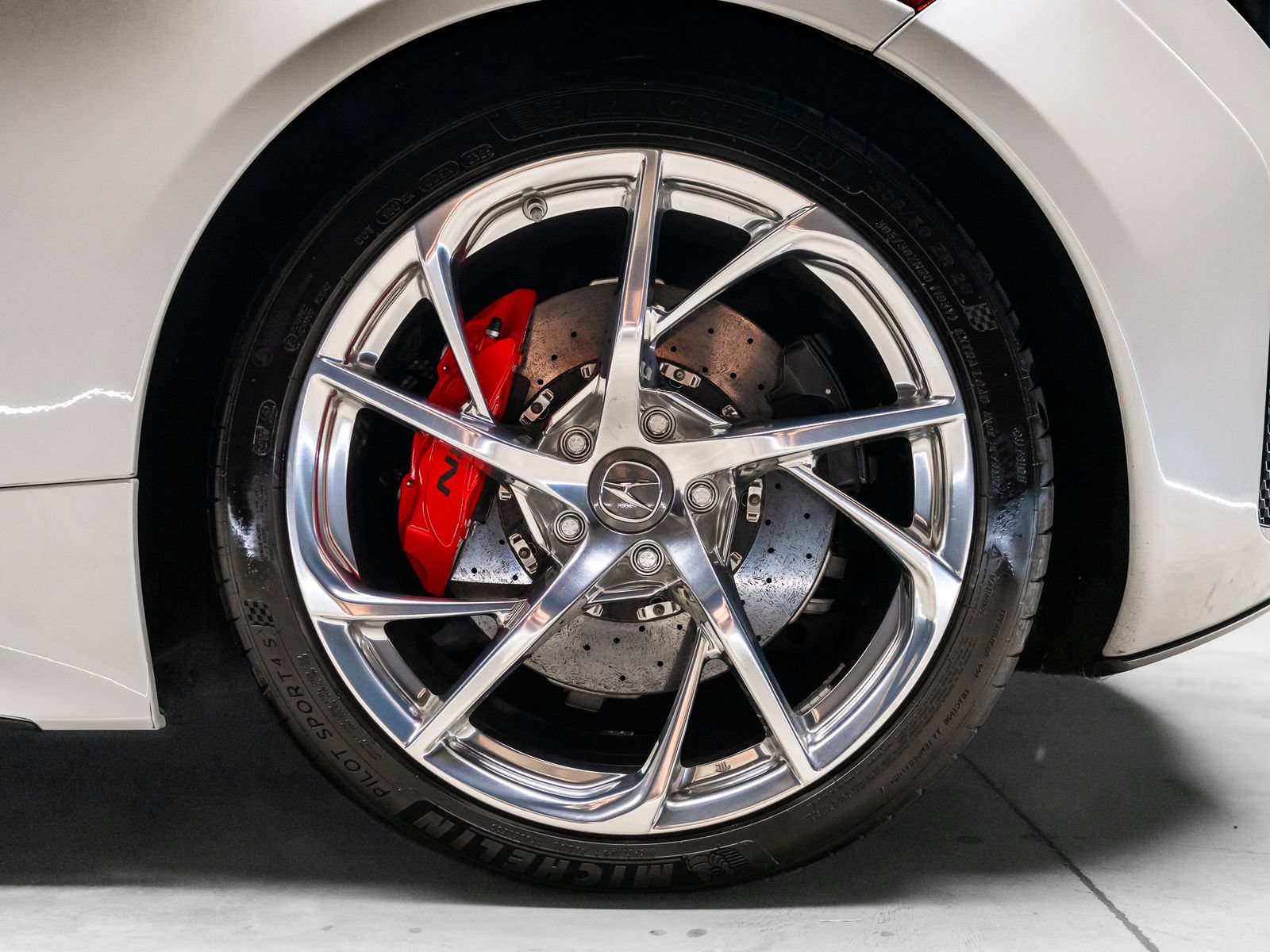 Used 2017 Acura NSX AWD/4WD image 28