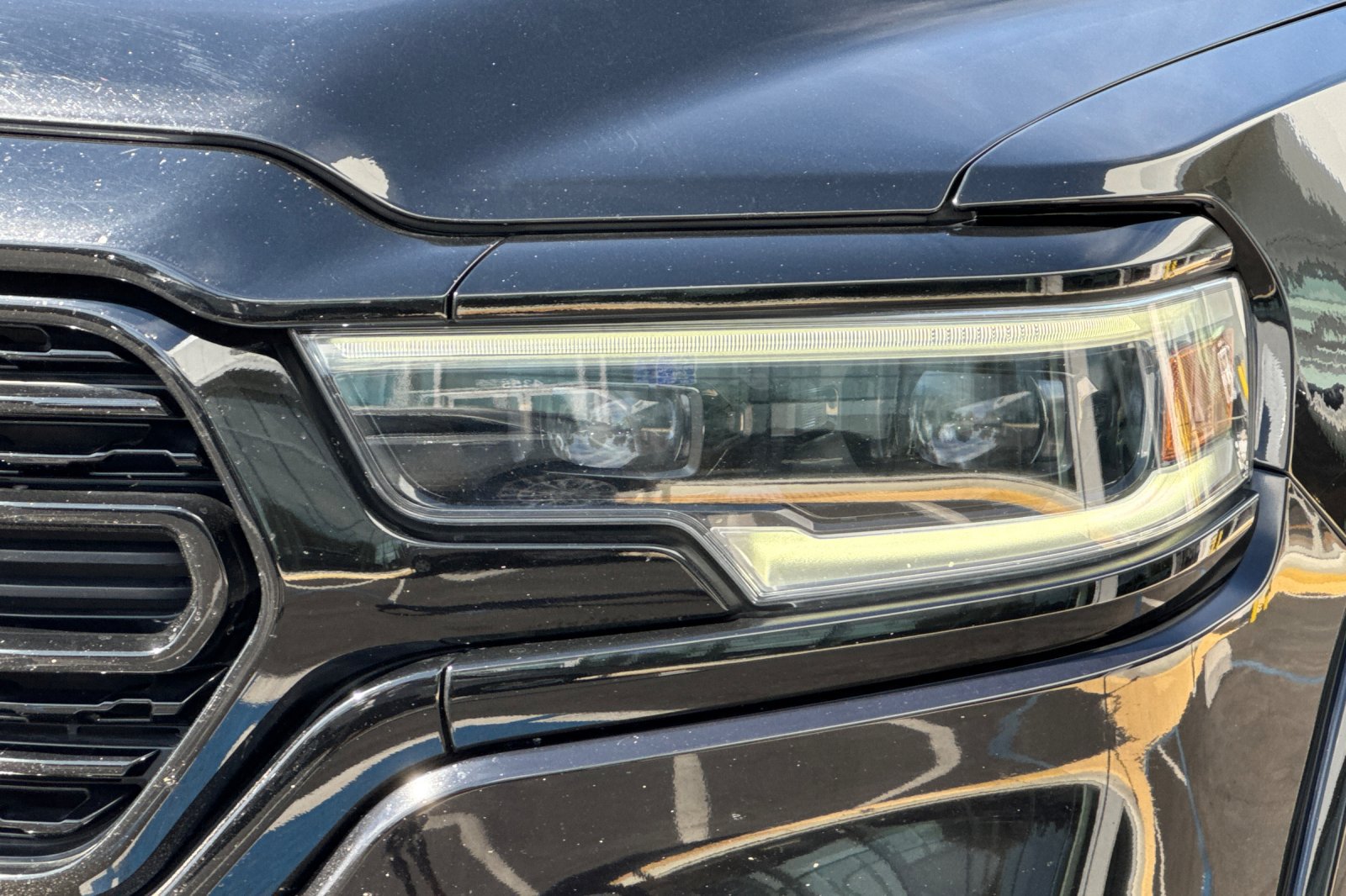Used 2022 RAM 1500 Limited w/ (RED) Edition AWD/4WD image 47
