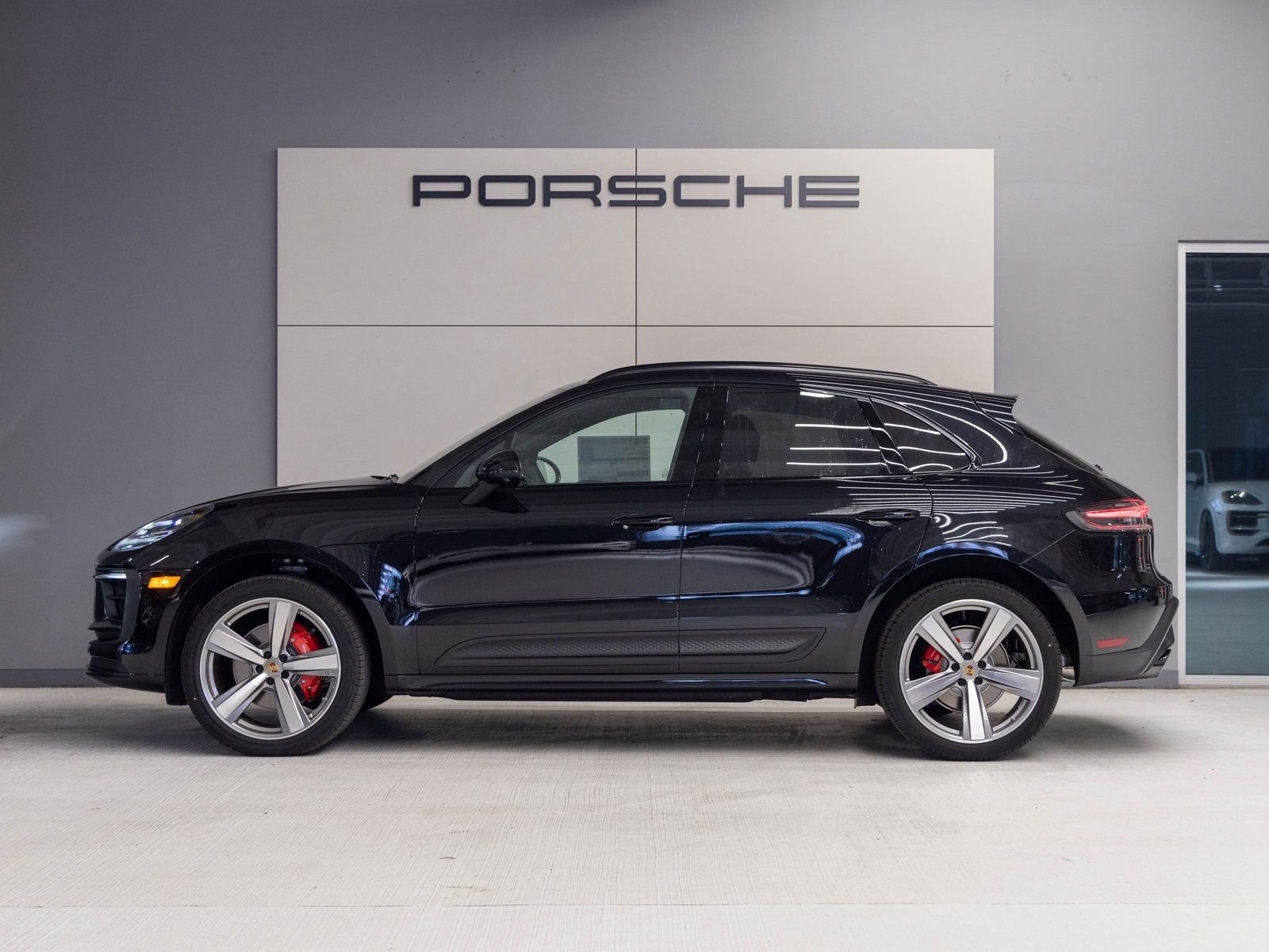 Certified 2026 Porsche Macan S image 2